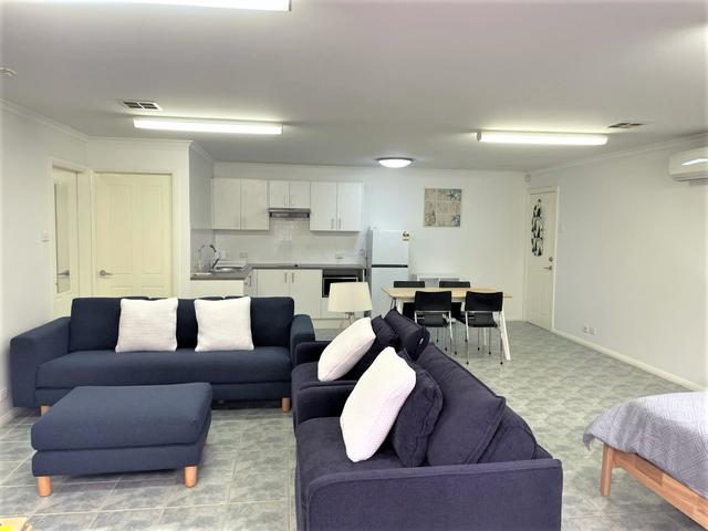 2/70 Blanch Street, NSW 2316