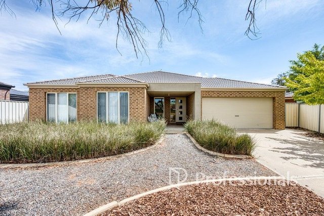 21 Suffolk Drive, VIC 3500