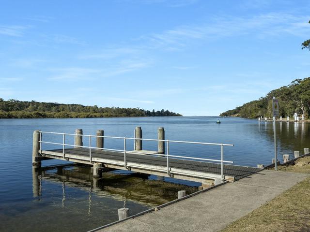 5 Edgewater Avenue, NSW 2540