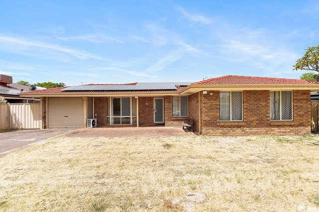 13 Bishop Close, WA 6112