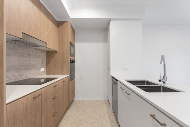 Avondale Crecent, QLD 4115