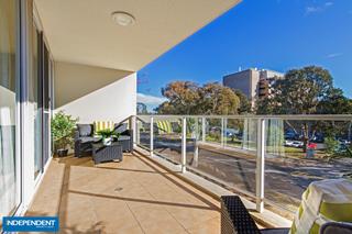 Balcony (2013-06-04)