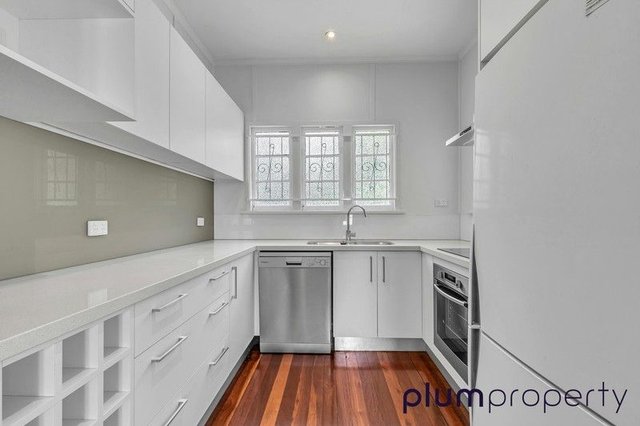 25 Kenton Street, QLD 4069