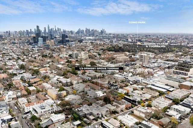 1/3 Ormsby Grove, VIC 3142