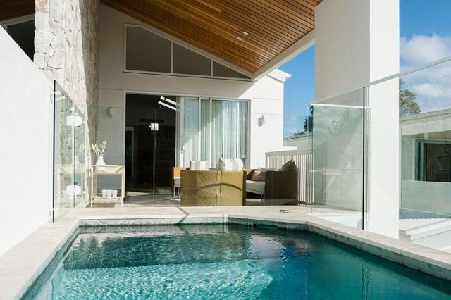 48B Third Avenue, QLD 4221