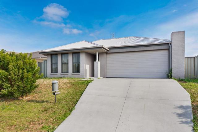 8 Hayworth Street, NSW 2320