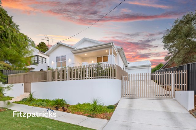 42 Railway Street, NSW 2650