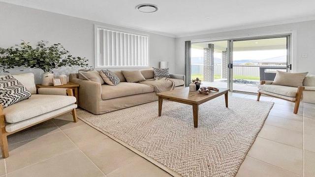 12 Suttor Avenue, NSW 2850