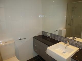 Ensuite (2011-11-25)