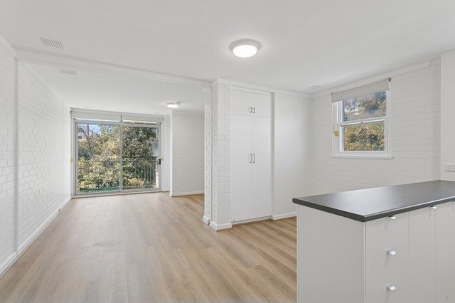27/8 St Leonards Street, WA 6012