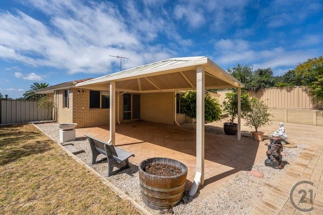 7 Honeysuckle Ramble, WA 6210