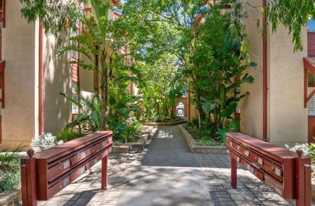 8/23 Moseley Street, SA 5045