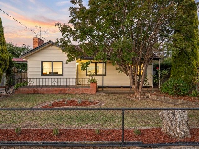 9 Charman Avenue, VIC 3666