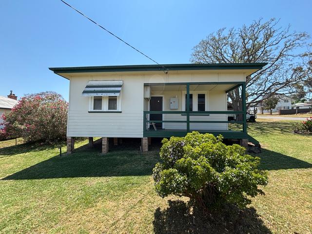 64 Bedford Street, NSW 2336
