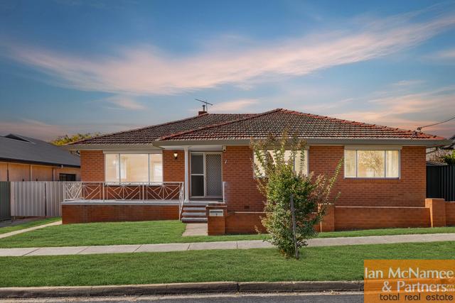 7 Christopher Crescent, NSW 2620