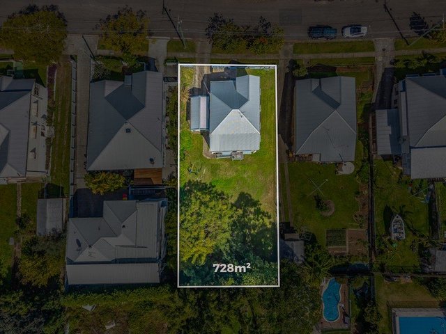 14 Emily Street, QLD 4101