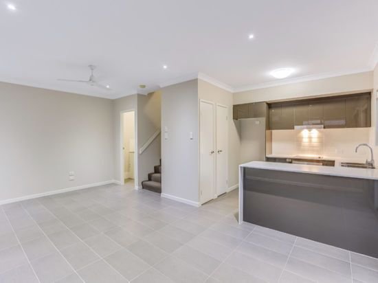 ID: 200001032/111 Leitchs Road South, QLD 4035