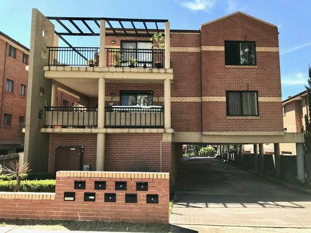 7/12 Charles  Street, NSW 2170
