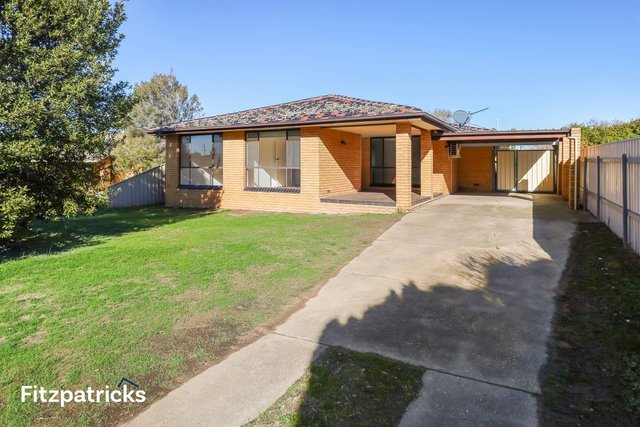 32 Walana Crescent, NSW 2650