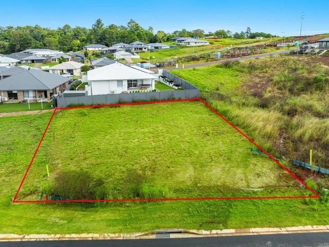 18 Holmes Circuit, NSW 2480