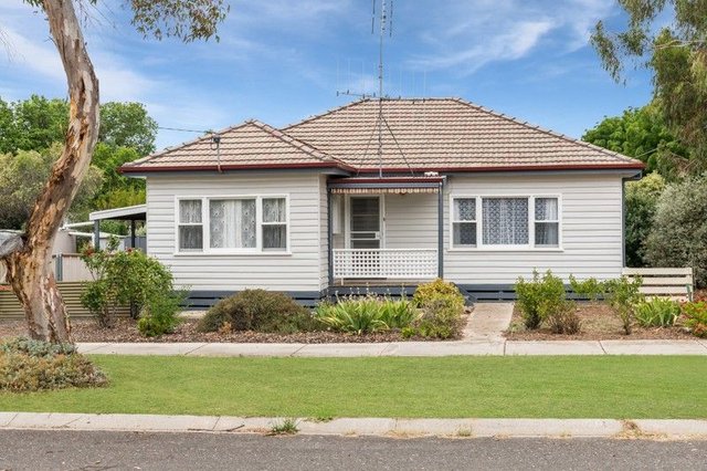 11 Pohlman Street, VIC 3523