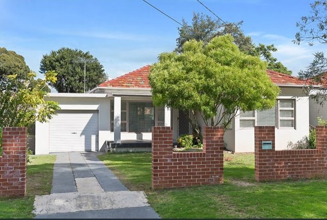 31 Caledonia Crescent, NSW 2210