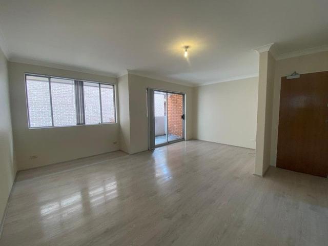 4/108 Bigge Street, NSW 2170