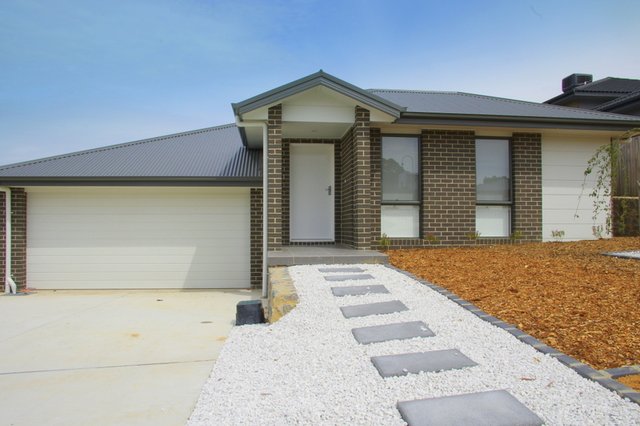 9 Dyindan St, ACT 2913