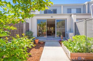 Rear Courtyard (2017-11-01)
