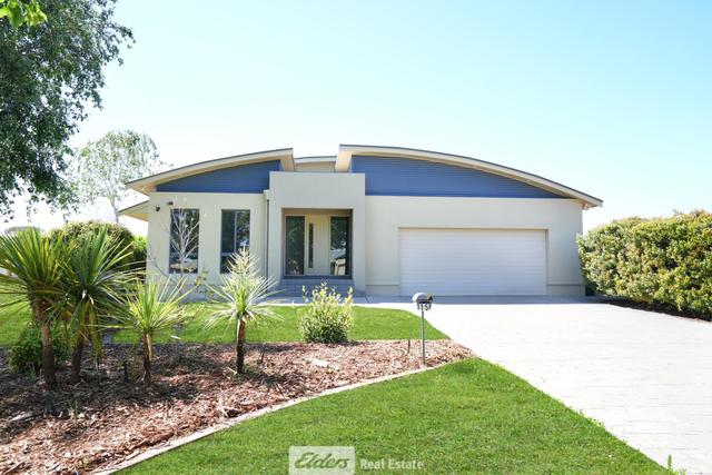 15 Simona Close, NSW 2680