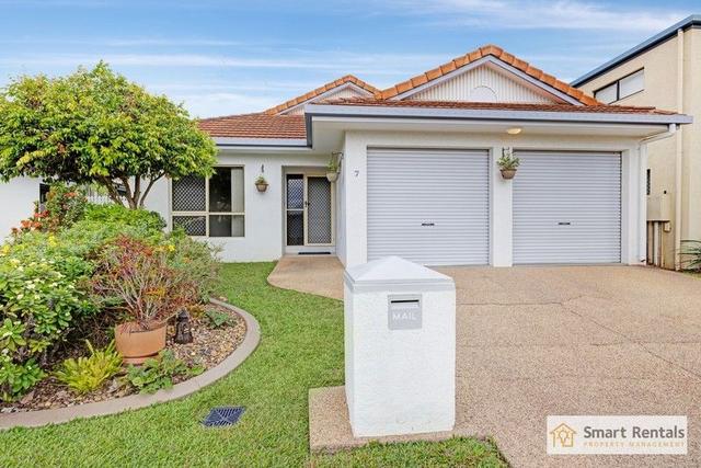 7 Lakeview Court, QLD 4817
