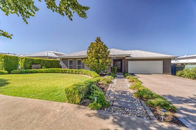 23 Azure Avenue, NSW 2830