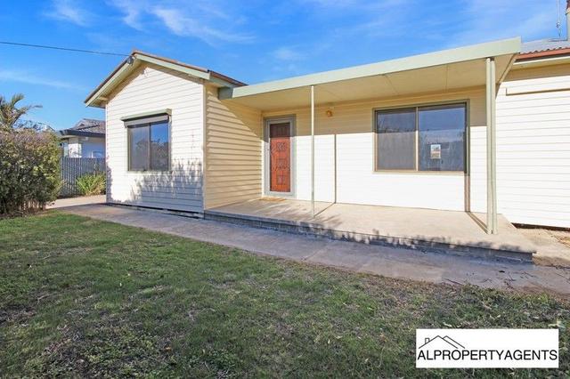 27 Mathoura Street, VIC 3400