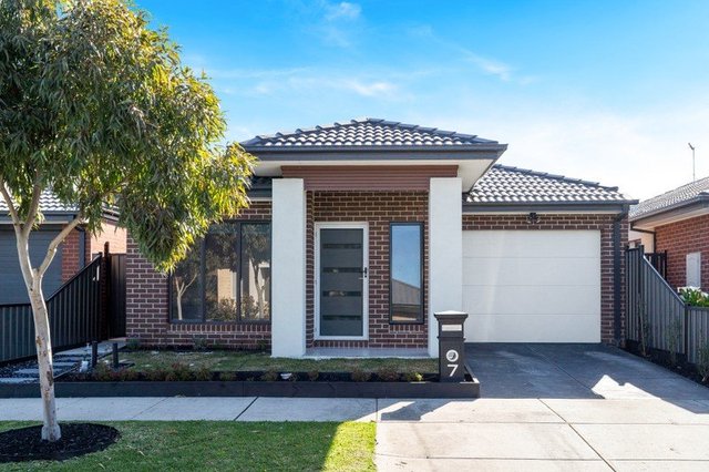 7 Angophora Crescent, VIC 3064