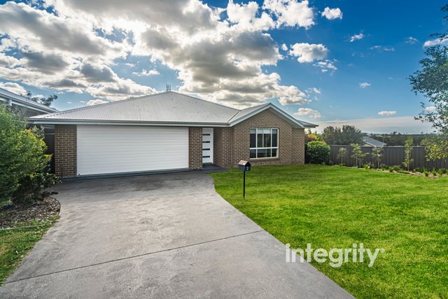 2/17 Banool Circuit, NSW 2541