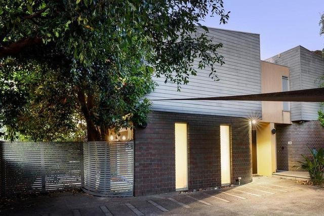 2/88 Erskine Street, VIC 3051