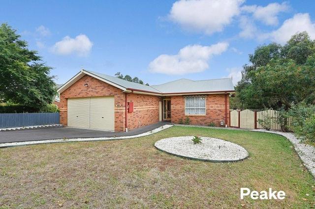 12 Normanton Place, VIC 3806