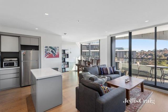 704/6 Acacia Pl, VIC 3067