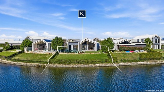 10 Sanctuary Court, QLD 4218