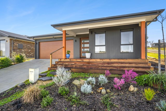 11 Yarrah Drive, NSW 2582