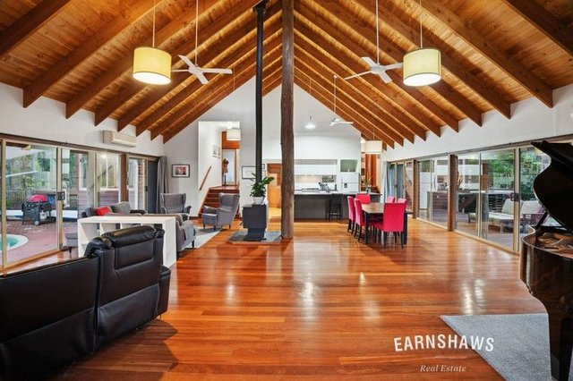 945 Martin Road, WA 6073