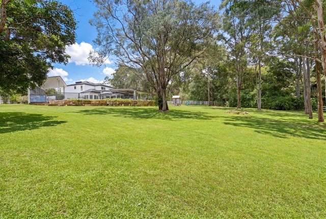 31-35 Country Crescent, QLD 4211