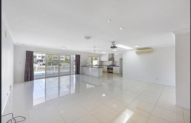 9 Pisa Court, QLD 4217