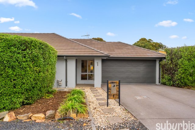 1 Onkaparinga Crescent, ACT 2617