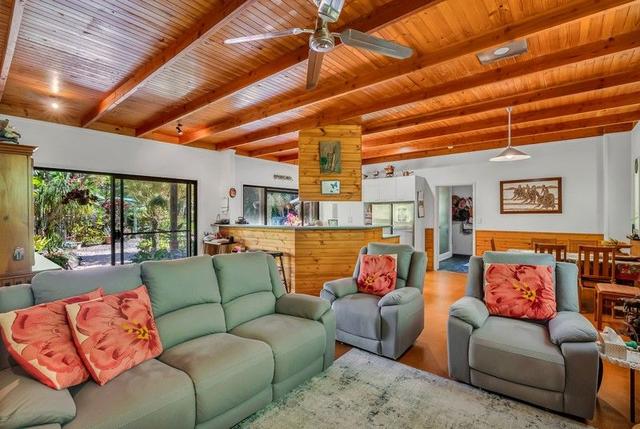 17 Shane Court, QLD 4881