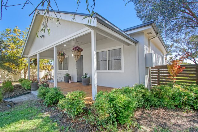 33 Petit Street, NSW 2582