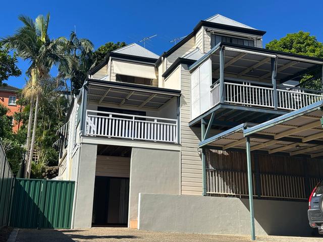 16A Glassey Street, QLD 4059