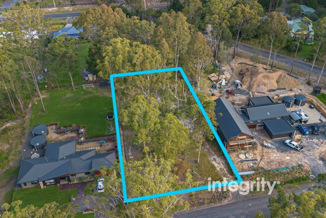 8 Invermay Avenue, NSW 2540