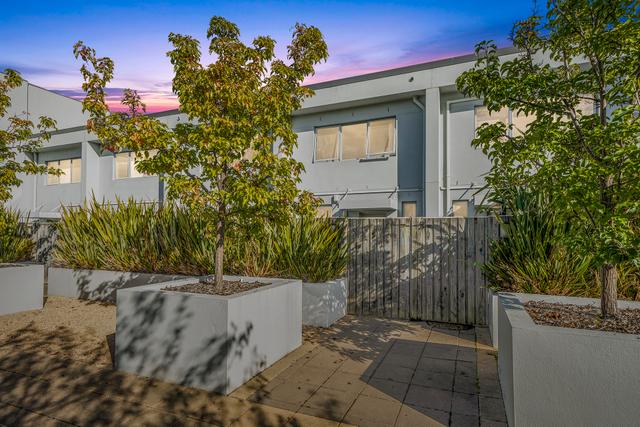 28/54 Ernest Cavanagh Street, ACT 2912
