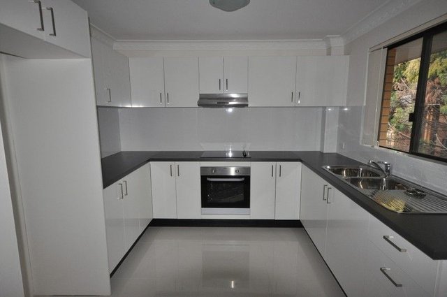 4/15 Caroline Street, NSW 2145